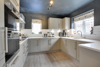Open Kitchen