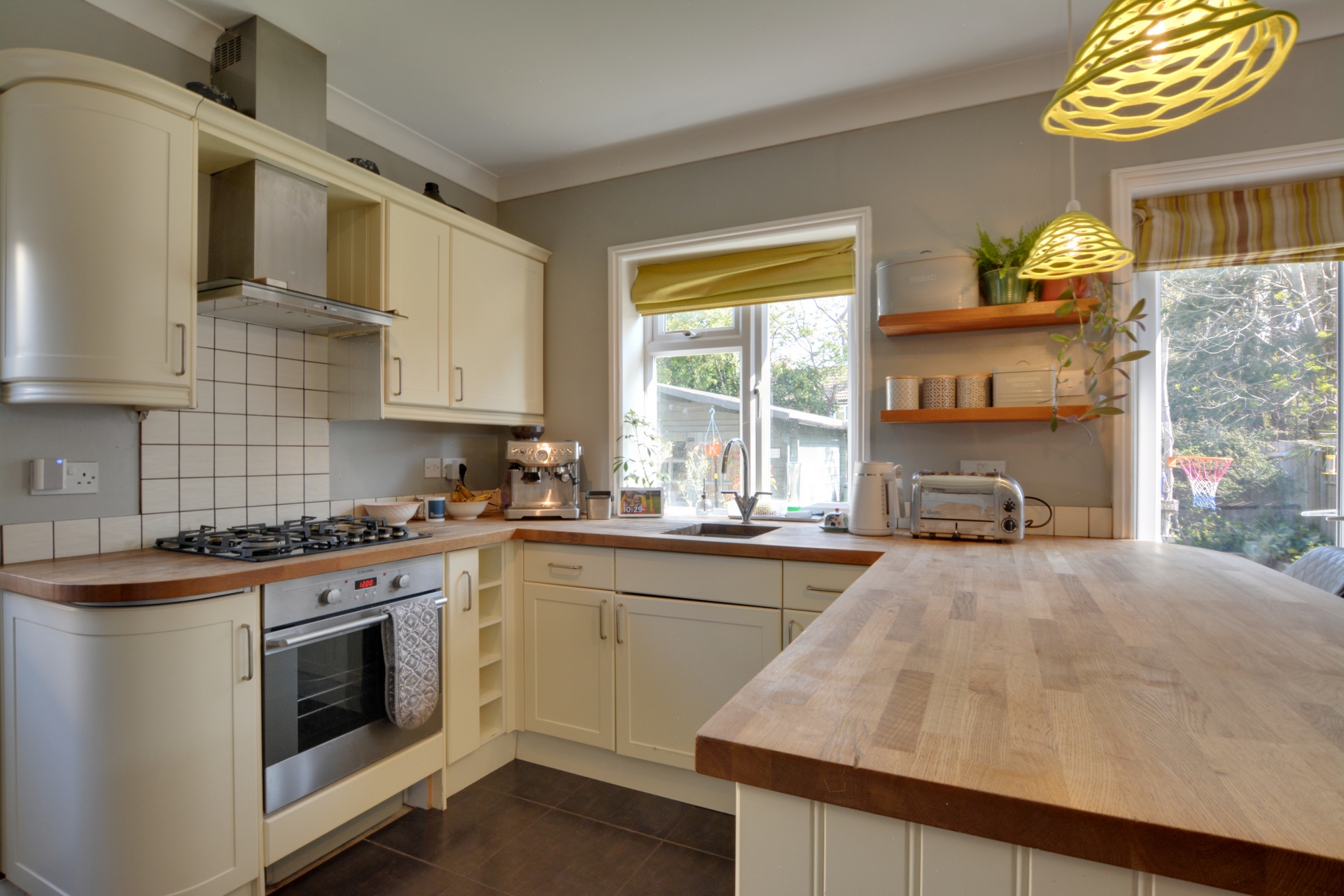 Kitchen/Diner Kitchen/Diner