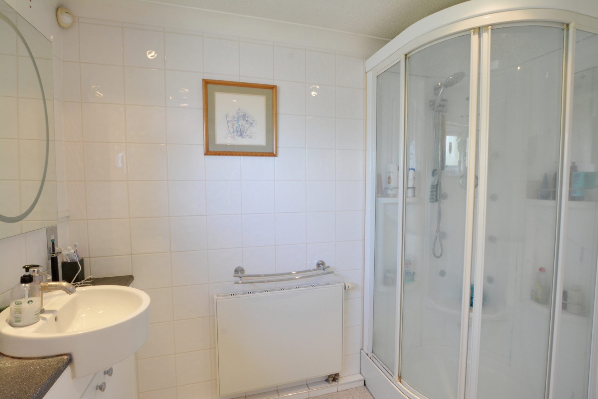 Bathroom & Shower