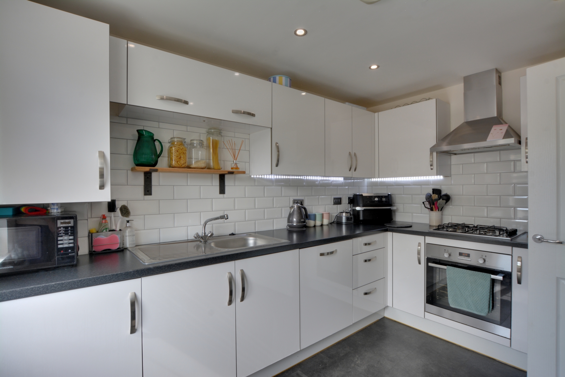 Kitchen 1