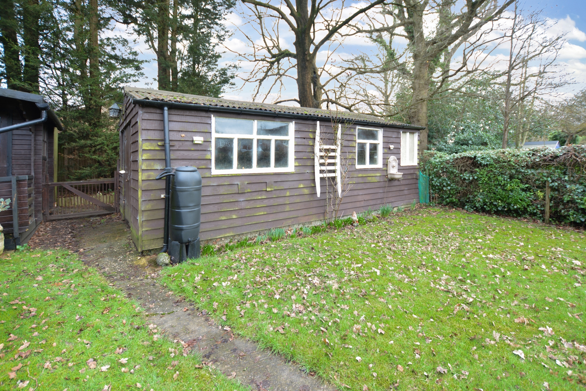 Outbuilding Outbuilding