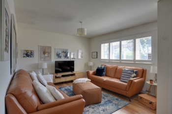 Horsham Road Pease Pottage RH11