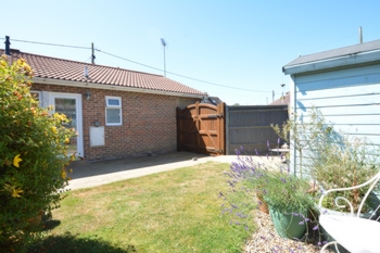 Horsham Road Pease Pottage RH11