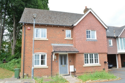 Spring Close Southgate RH11