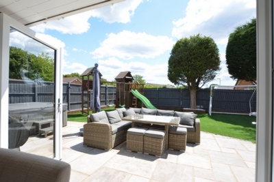 Hayes Walk  Smallfield  RH6