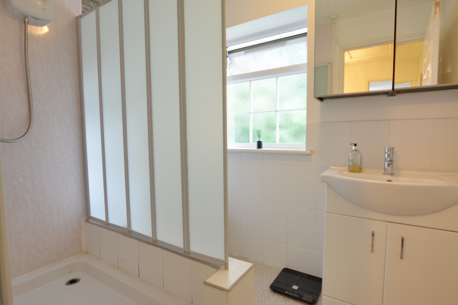 Annex Shower