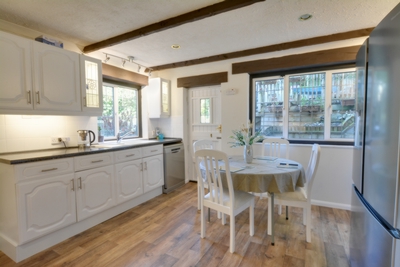 Kitchen/Breakfast Kitchen/Breakfast