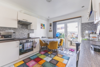 Ravenswood Avenue  Surbiton  KT6