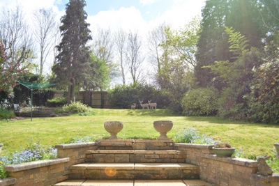 Chanctonbury Way  Southgate  RH11