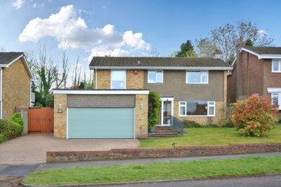 Chanctonbury Way  Southgate  RH11