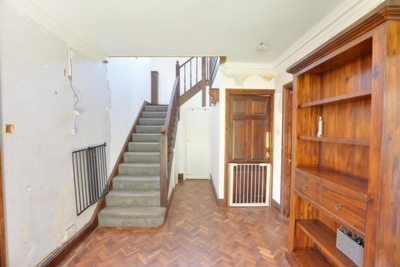 Tinsley Lane  Three Bridges  RH10