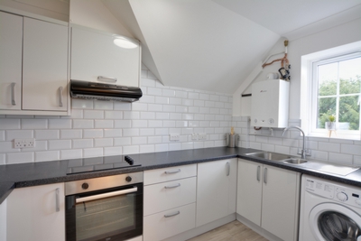 London Road  Redhill  RH1