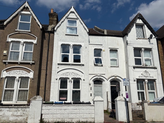 Photo 11