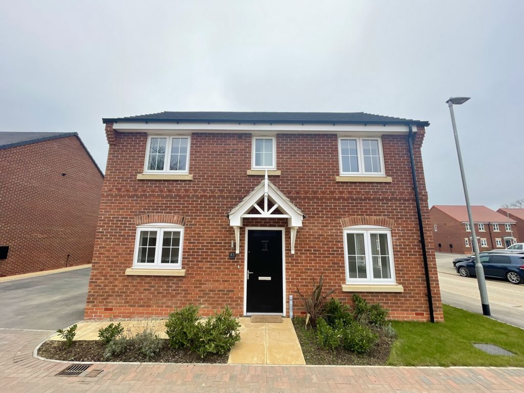 Robin Drive  Kibworth  LE8