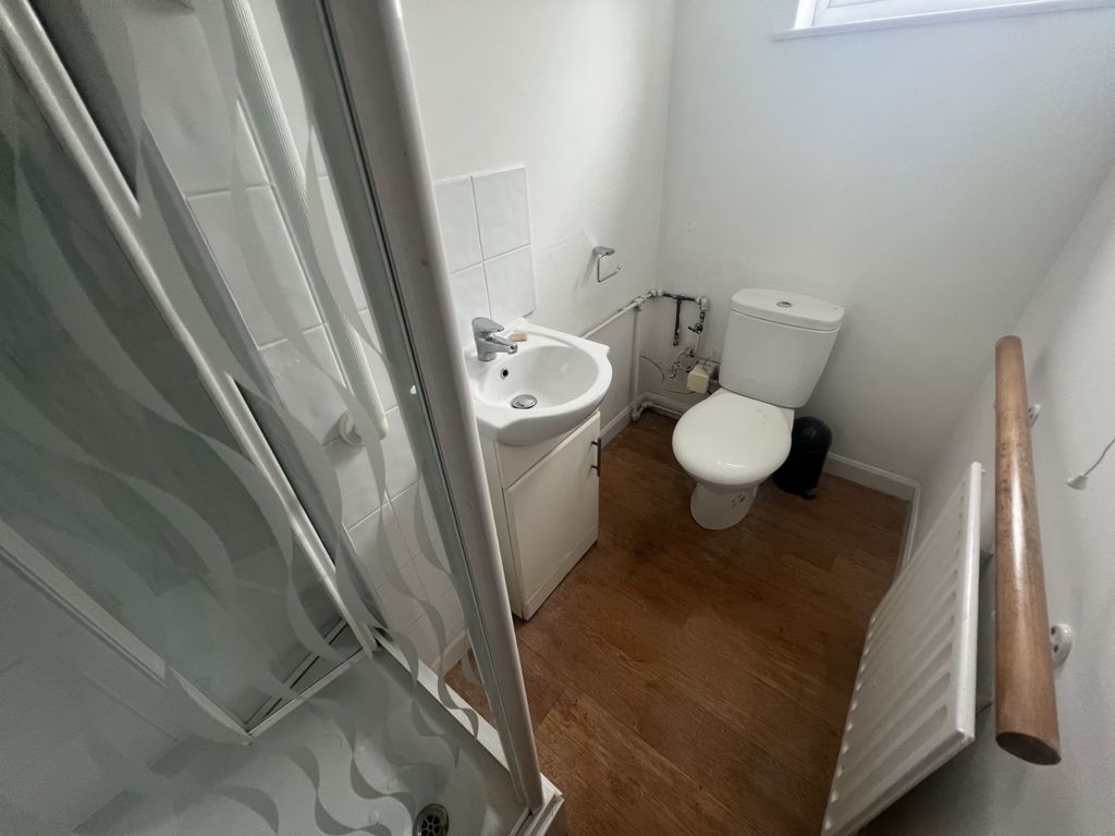 Ground Floor Bathroom