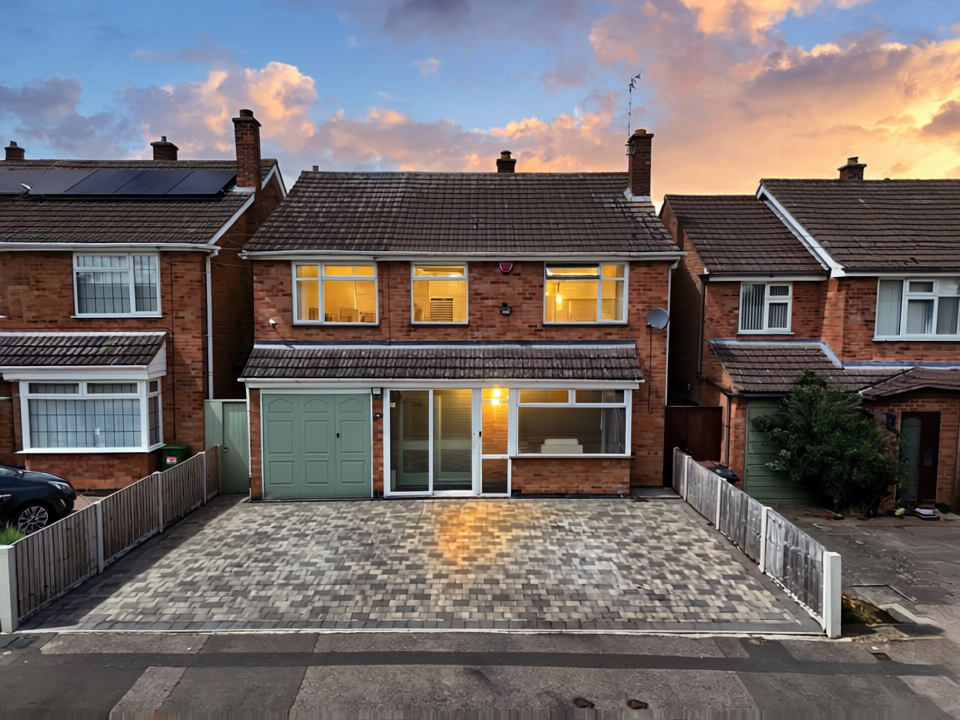 Estoril Avenue  Wigston  LE18