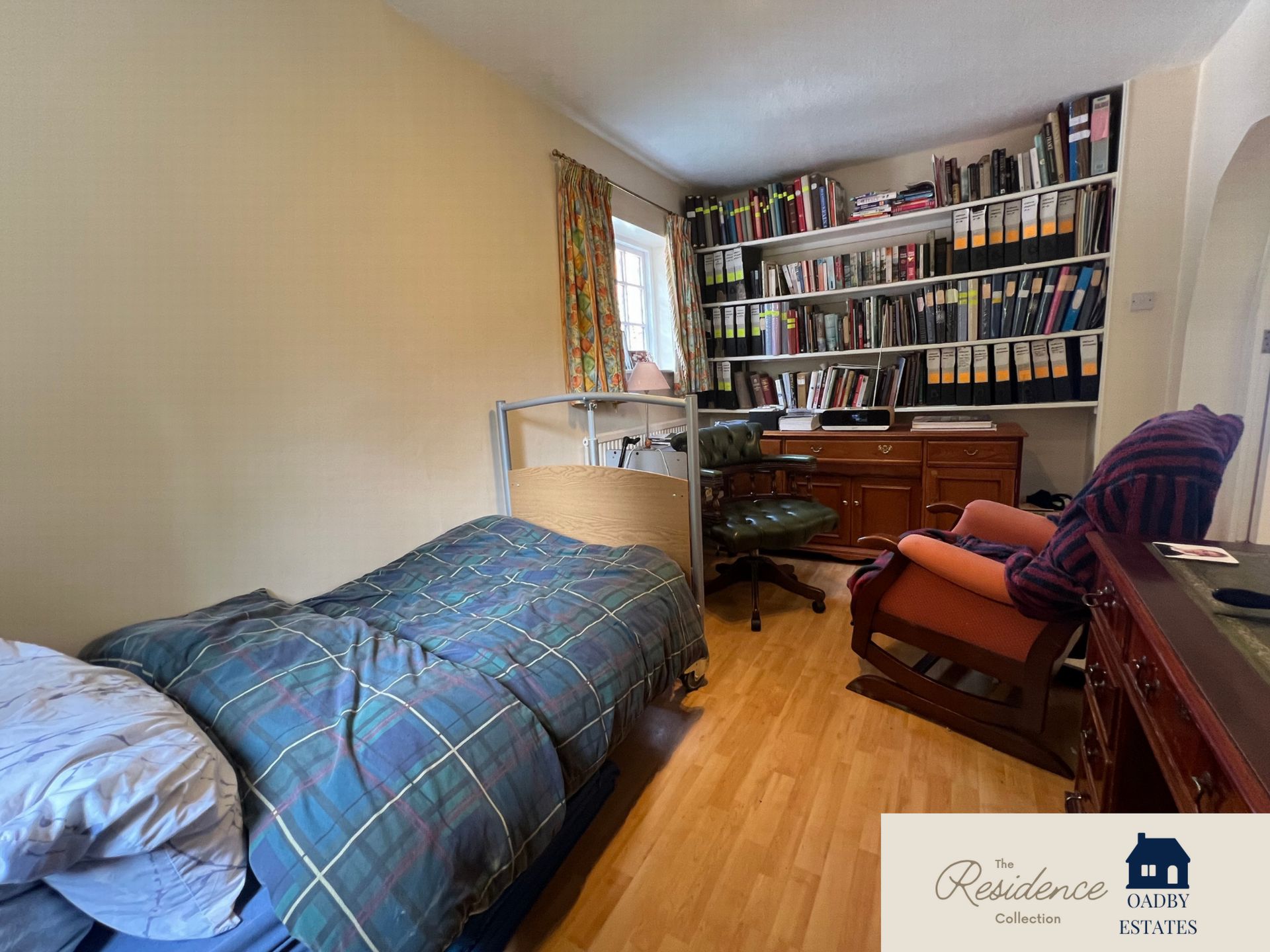 Ground Floor Bedroom/Extra Reception
