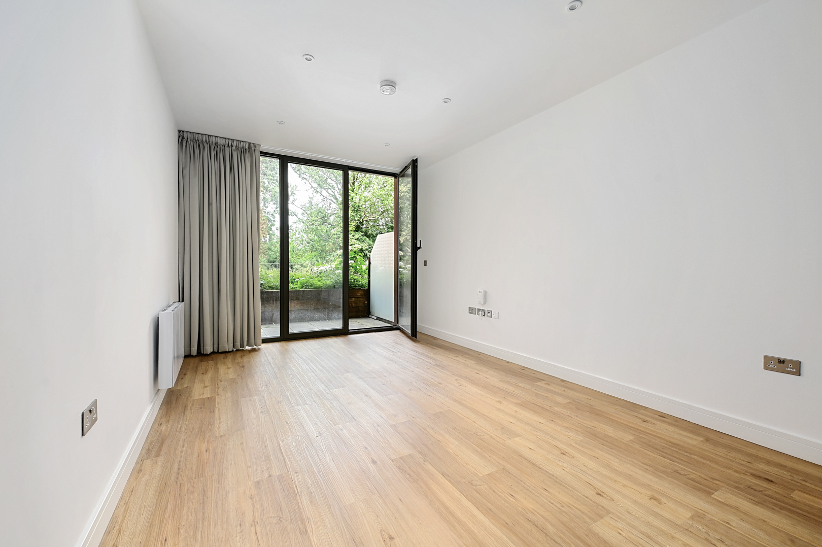 Farnborough Road  Farnborough  Farnborough  GU14