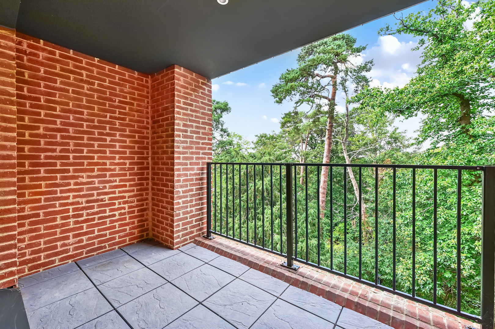 Farnborough Road  Farnborough  Farnborough  GU14