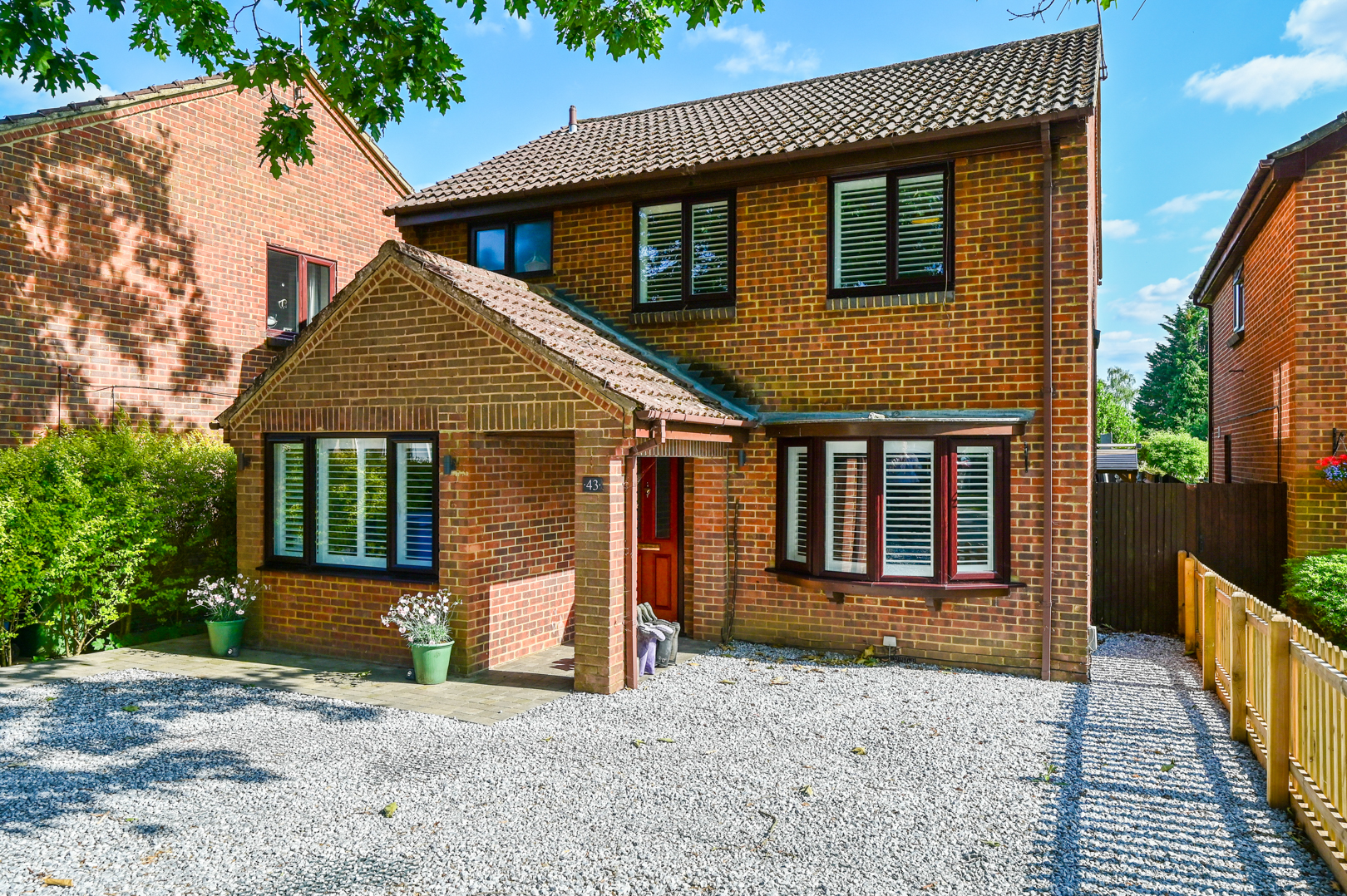 Reading Road  Farnborough  Farnborough  GU14