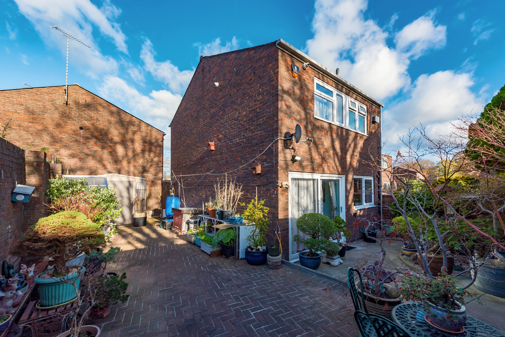 Carmarthen Close  Farnborough  Farnborough  GU14