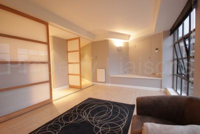 Wapping Wall  Wapping  E1W