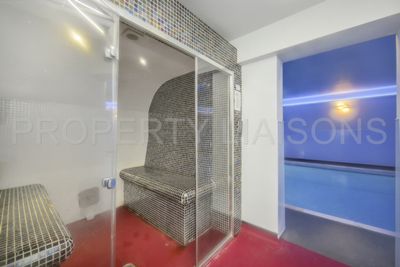 George Leybourne House, Fletcher Street  London  E1