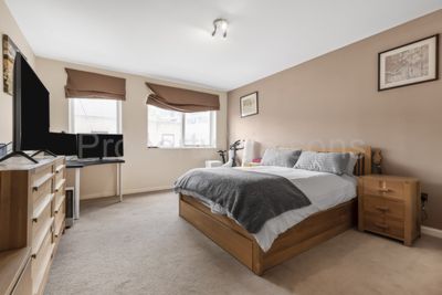Photo 6, Goodhart Place, Limehouse, E14