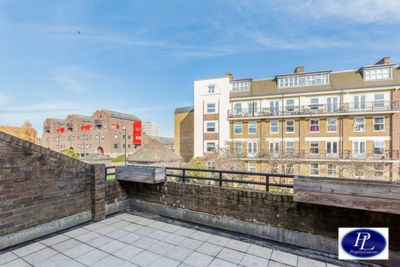 Garnet Street Wapping E1W