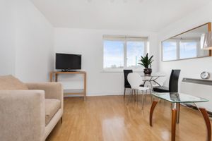 Photo 8, Ferguson Close, Westferry Road, Isle of Dogs, E14