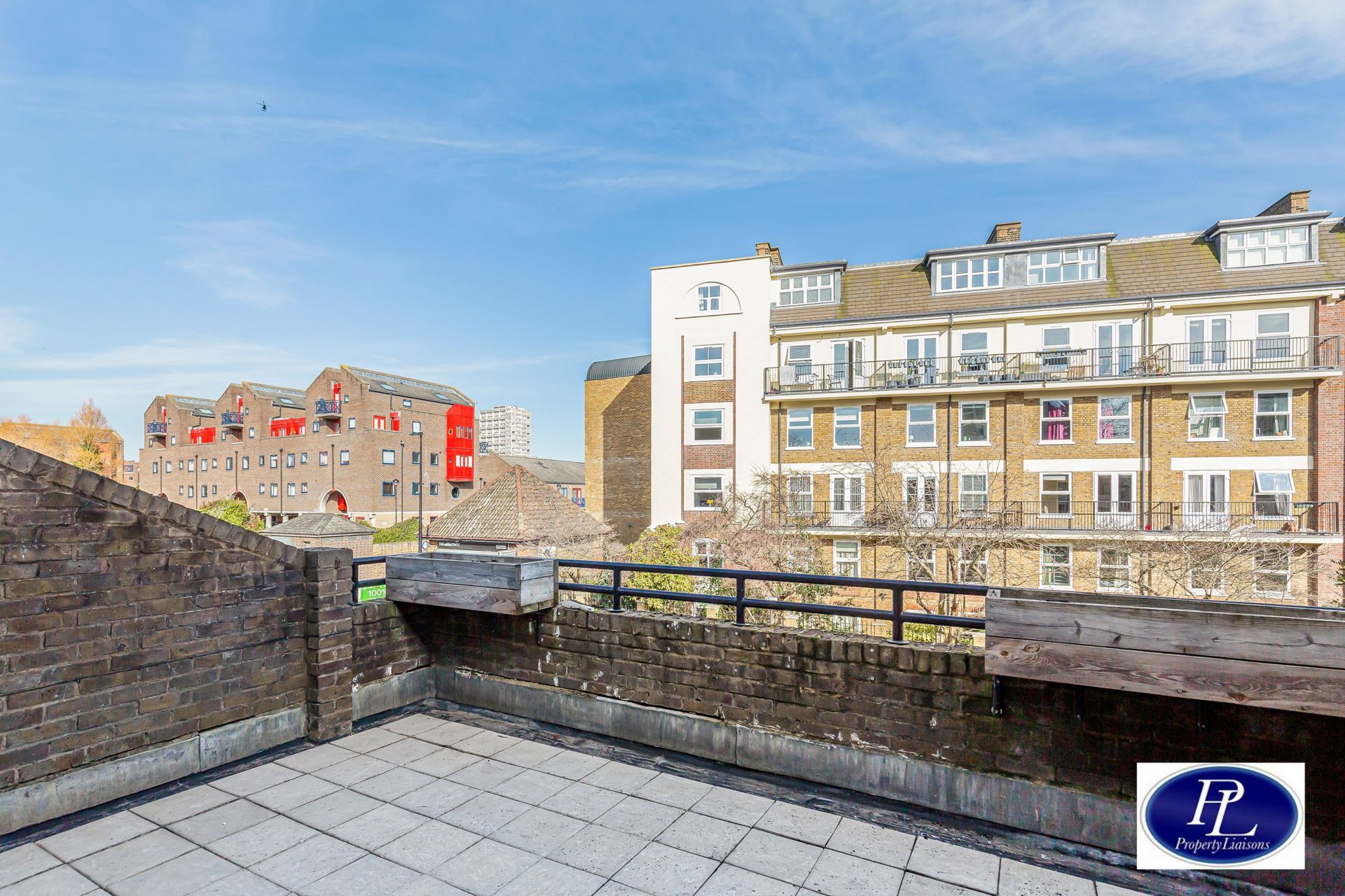 Garnet Street  Wapping  E1W