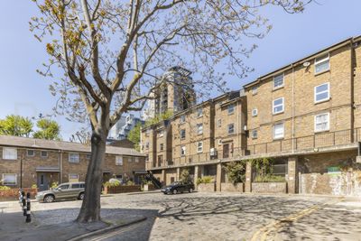 Photo 1, John Rennie Walk, London, E1W