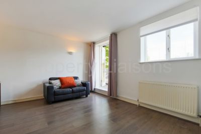 Dockers Tanner Road  Isle Dogs  E14