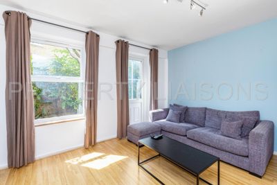 Photo 4, Riverside Mansions, Milk Yard, Wapping, E1W