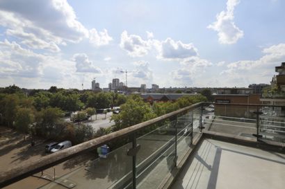 Smugglers Way Wandsworth SW18