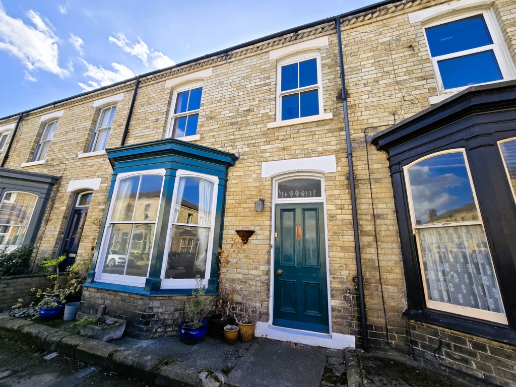 Eden Street  Saltburn  TS12