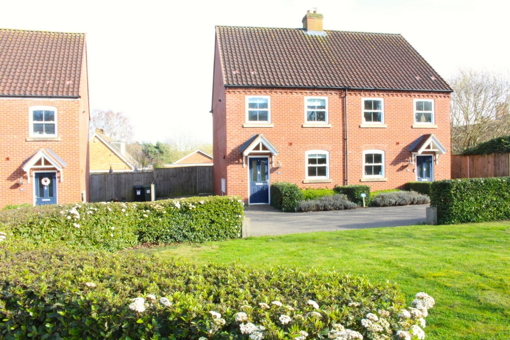 The Crescent  Drayton  NR8