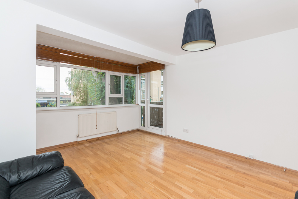 Weydown Close  Southfields  SW19