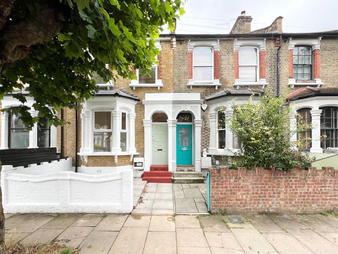 Roding Road  London  Clapton  E5