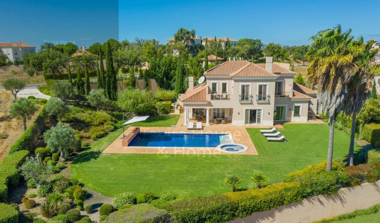 V0718 - Luxury 5 Bedroom Villa With Pool  Monte Rei  Monte Rei  Portugal