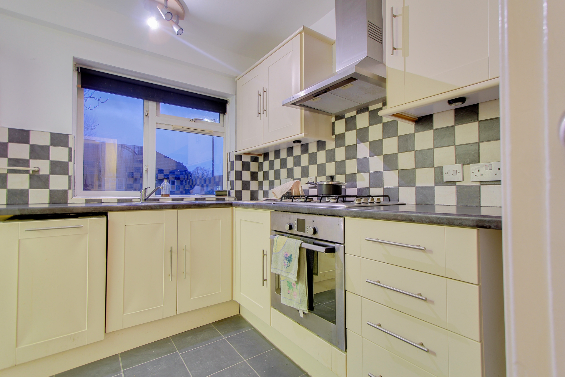 Rectory Lane  Wallington  SM6