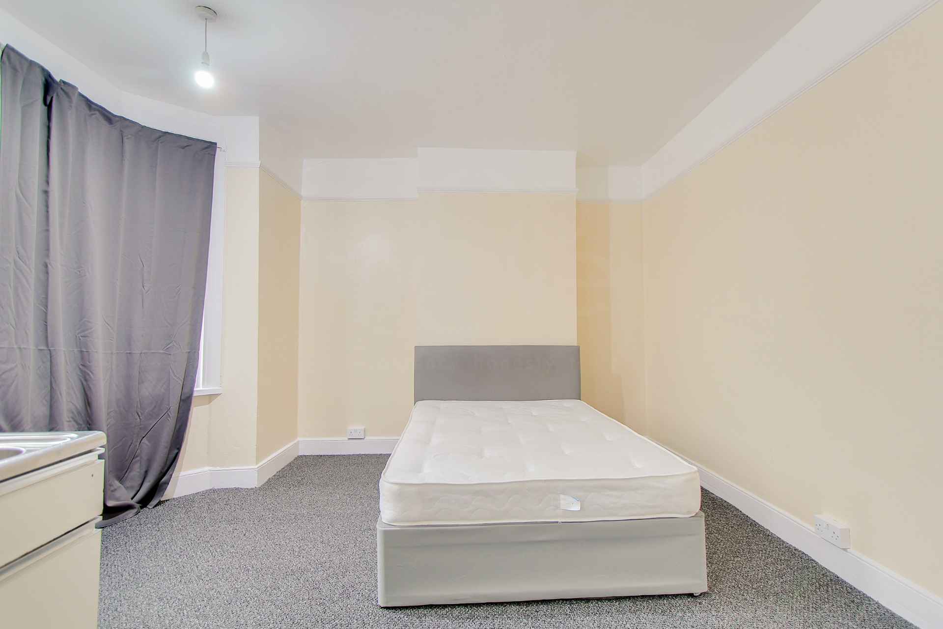 Selsdon Road  South Croydon  CR2