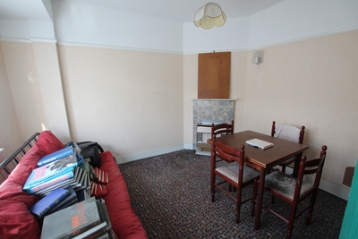 Leighton Avenue Manor Park E12