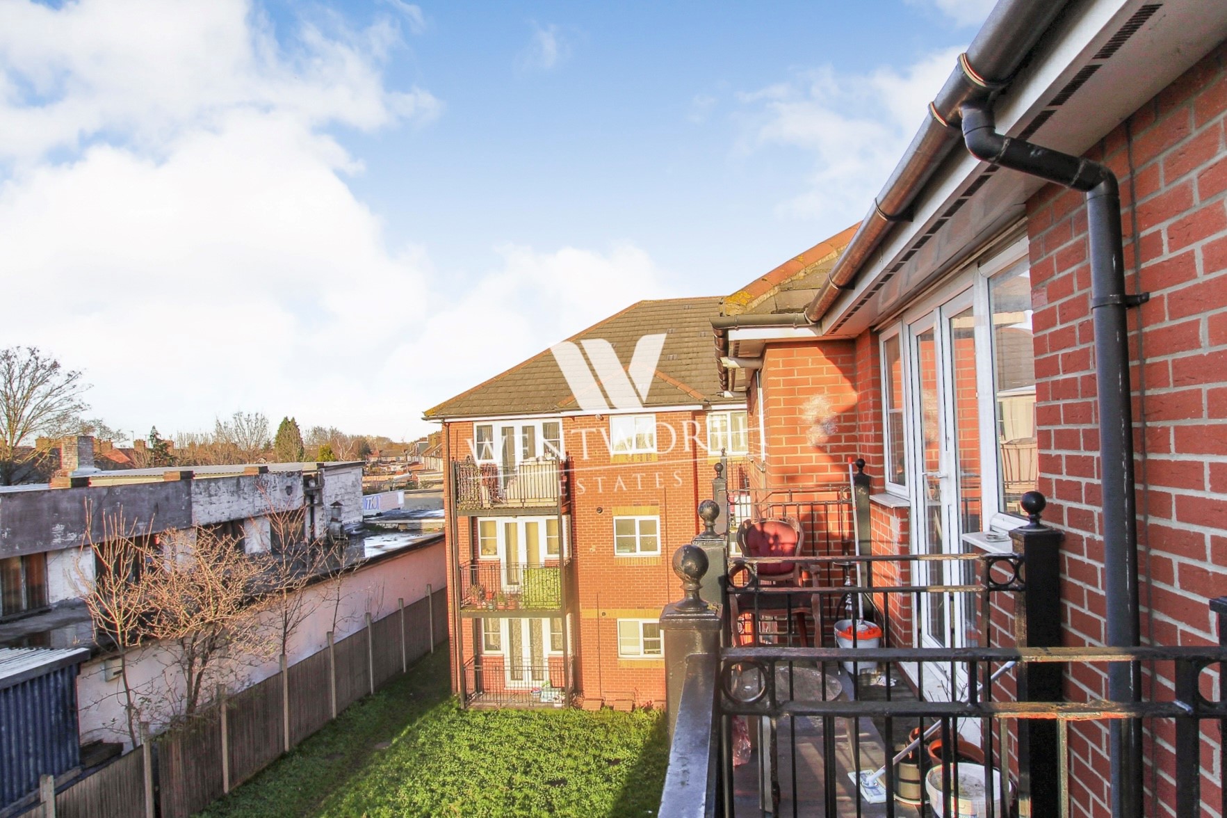 Property For Sale Review Road, Dagenham, RM10 2 Bedroom Flat through